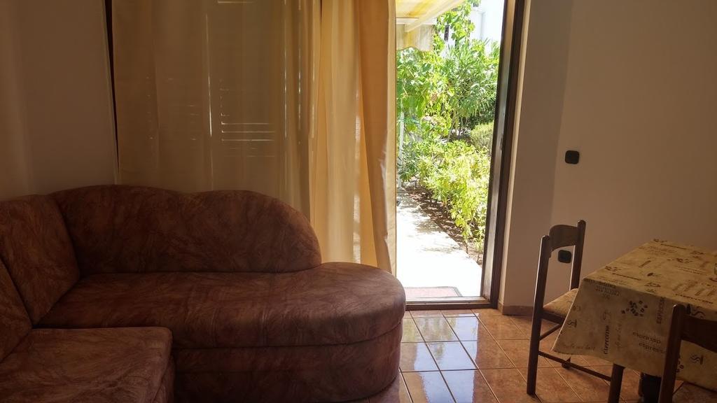 Apartman Duje Petrcane Εξωτερικό φωτογραφία