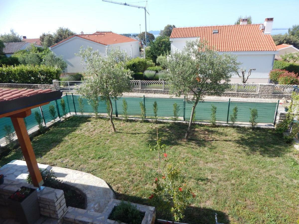 Apartman Duje Petrcane Εξωτερικό φωτογραφία