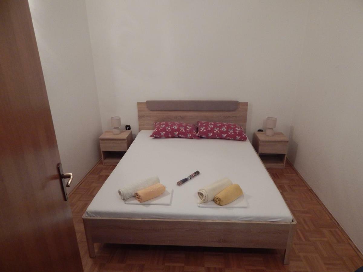 Apartman Duje Petrcane Εξωτερικό φωτογραφία